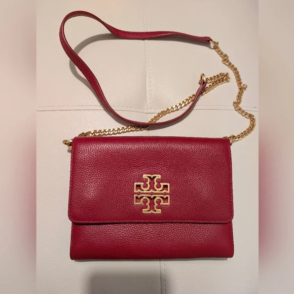 Tory Burch Britten Chain Wallet In Red With Gold Hardware - Picture 1 of 4